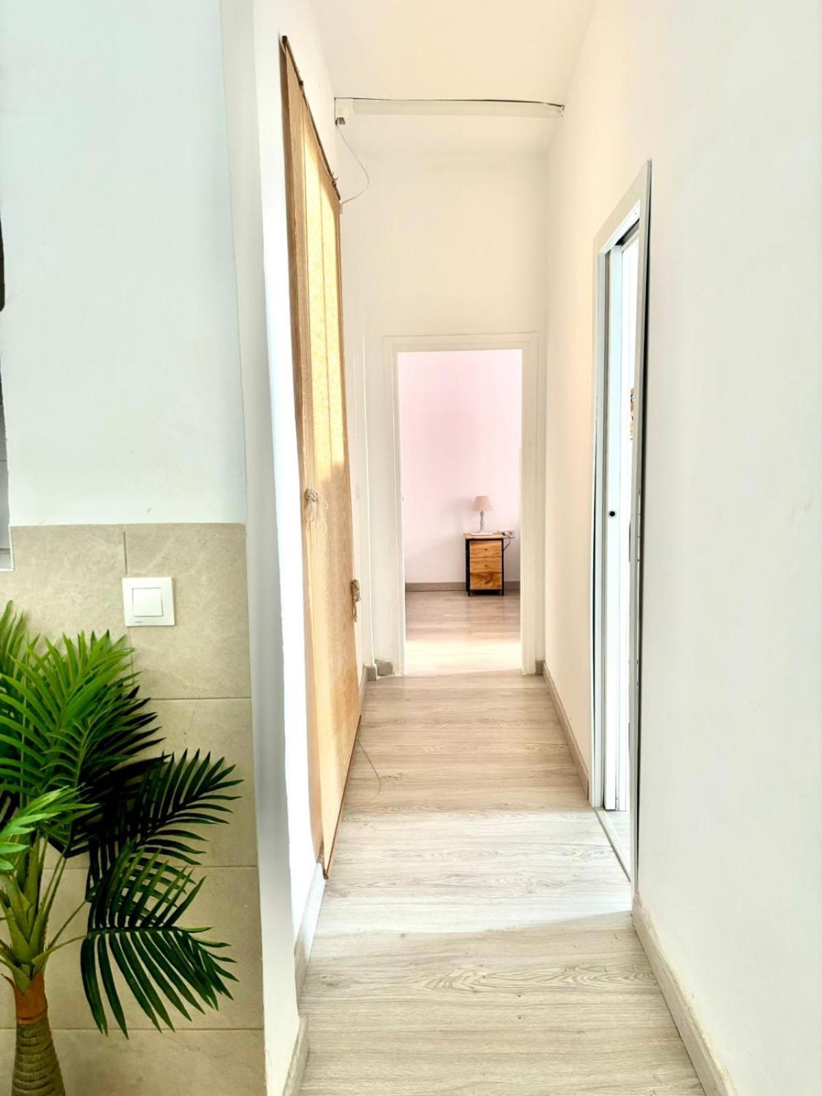 Apartments Ole - Tetuan Севилья Экстерьер фото